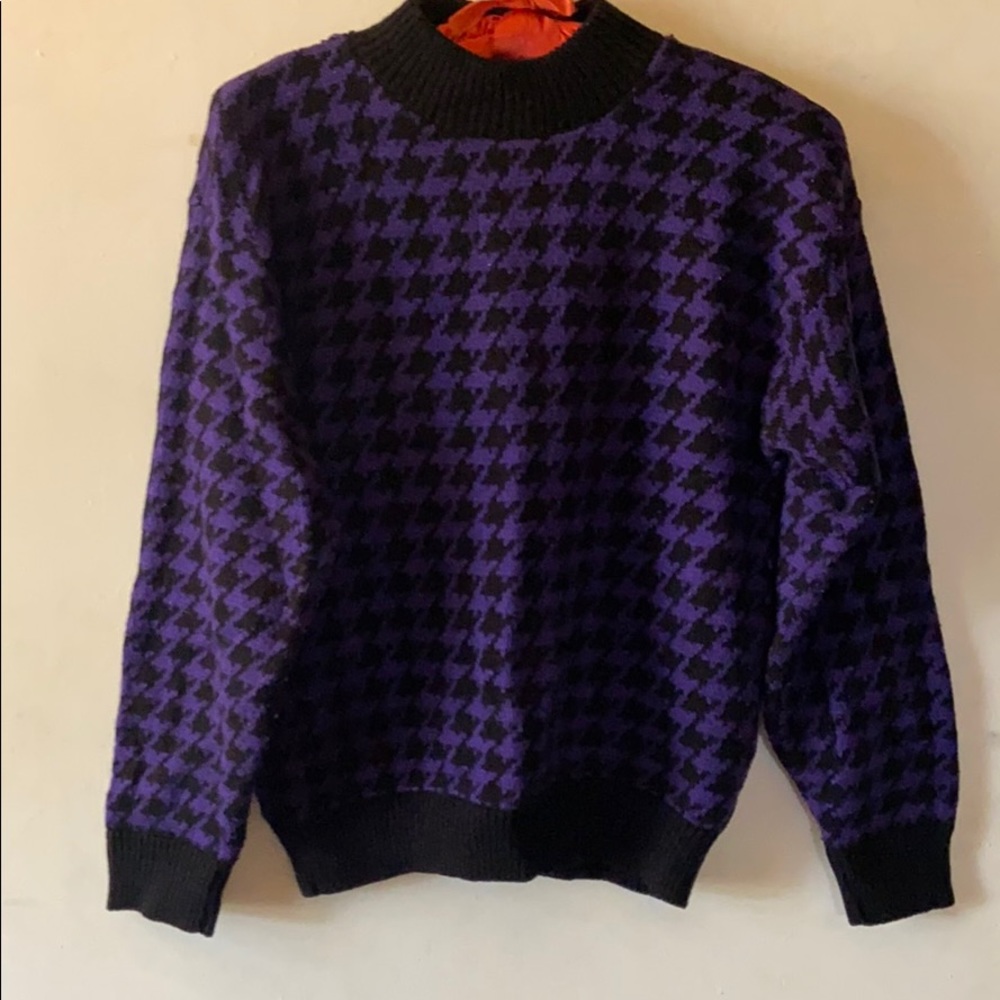 Purple and black Houndstooth vintage sweater